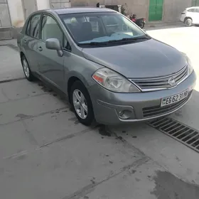 Nissan Versa 2010