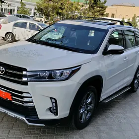 Toyota Highlander 2019