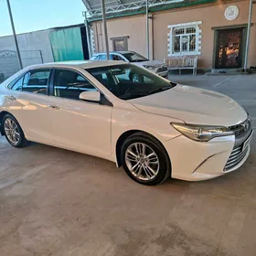 Toyota Camry 2017