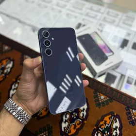 Samsung a35 8/128gb