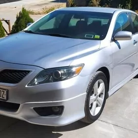 Toyota Camry 2010