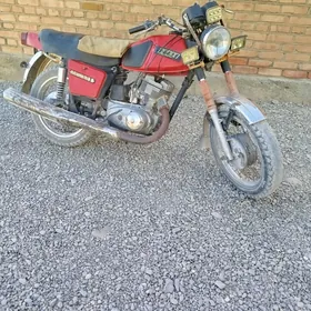 Iž Planeta 5 2001