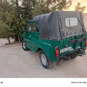 UAZ 469 1990