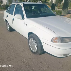 Daewoo Nexia 2001