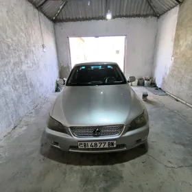 Lexus IS 2003