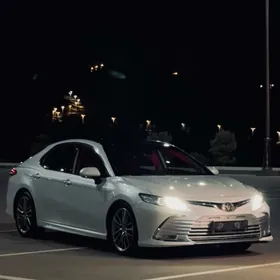 Toyota Camry 2020
