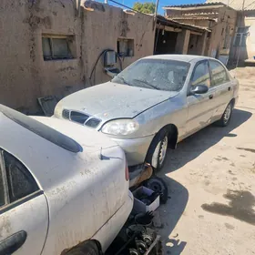 Daewoo Lanos 2002