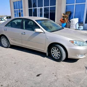 Toyota Camry 2005