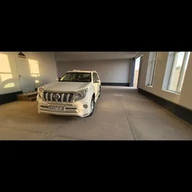 Toyota Land Cruiser Prado 2014