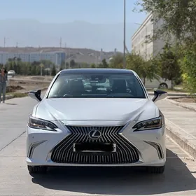 Lexus ES 350 2019