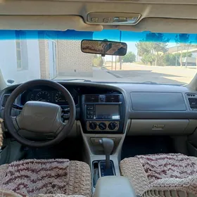 Toyota Avalon 1999