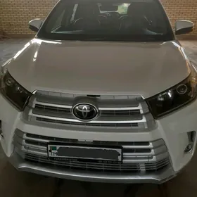 Toyota Highlander 2018