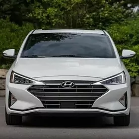 Hyundai Elantra 2019