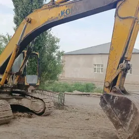 Komatsu PC2000-8 1994