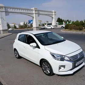 Mitsubishi Raider 2020