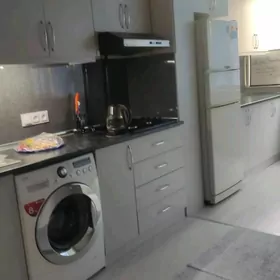 Гаудан В 3 комнатная