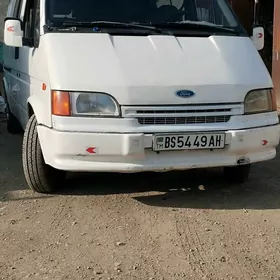 Ford Transit Connect 2009
