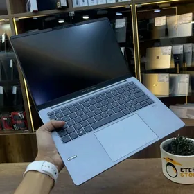 ASUS ExpertBook /i5-13 /512 GB