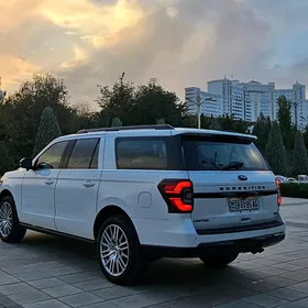Ford Expedition 2022