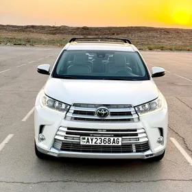 Toyota Highlander 2018