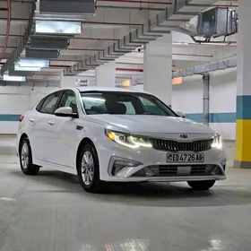 Kia Optima 2019