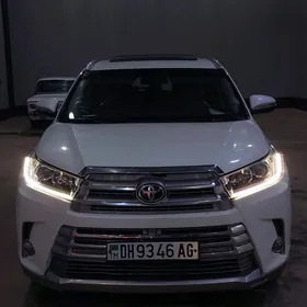 Toyota Highlander 2015