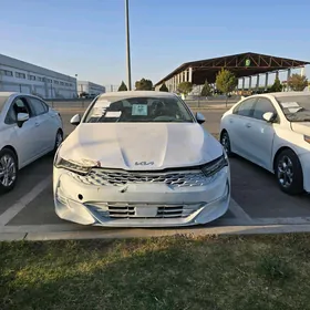 Kia K5 2021