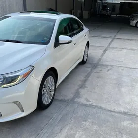 Toyota Avalon 2013