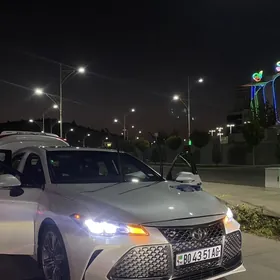 Toyota Avalon 2020