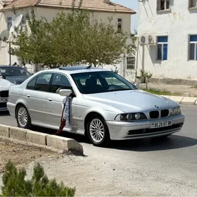 BMW E39 2003