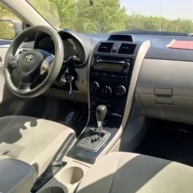 Toyota Corolla 2012