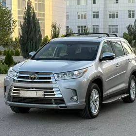 Toyota Highlander 2019
