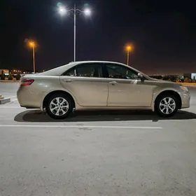 Toyota Camry 2010