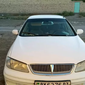 Nissan Sunny 2002