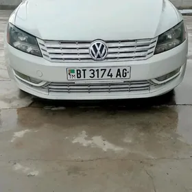 Volkswagen Passat 2011