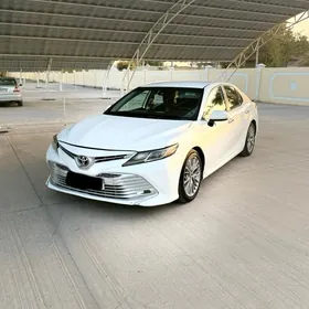 Toyota Camry 2020
