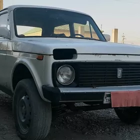 Lada Niva 1996