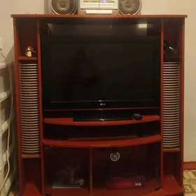 POTYSDAWKA TELEVÍZOR ÚN