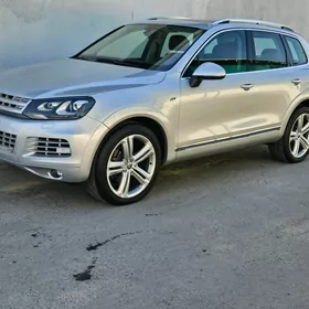 Volkswagen Touareg 2014