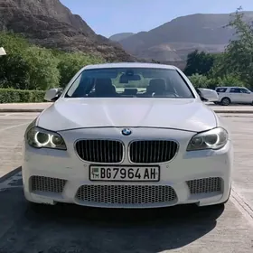 BMW F10 M5 2012