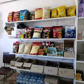 Magazyn üçün polka