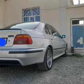 BMW E39 2002