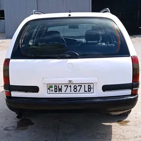 Opel Omega 1997