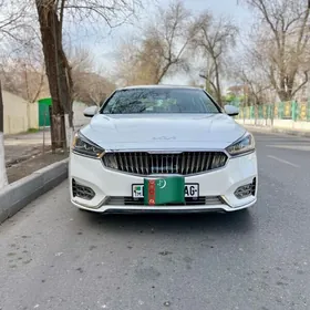 Kia Cadenza 2019