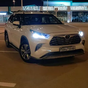 Toyota Highlander 2022