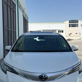 Toyota Sienna 2021