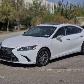Lexus ES 250 2021