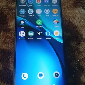 Телефон Realme