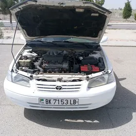 Toyota Camry 1998