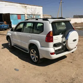 Toyota Land Cruiser Prado 2005